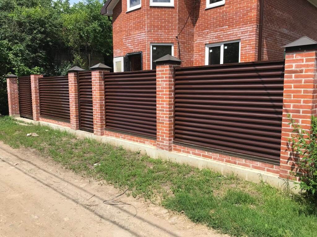 Забор из ламелей ЭКО-Z усиленных 25м RAL8017/8017 Шоколад двусторонний в Донецке