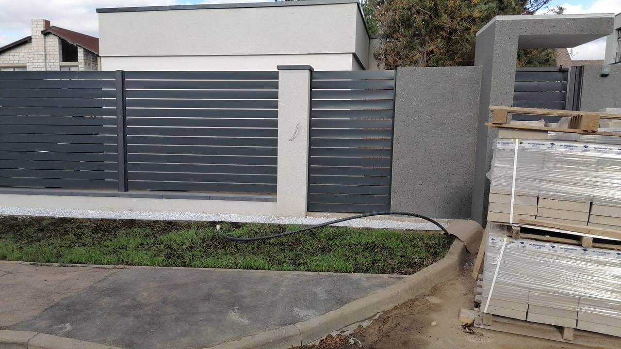 Забор-ранчо из металлопланкена 36м RAL7024 Серый Графит фото 8 в Донецке