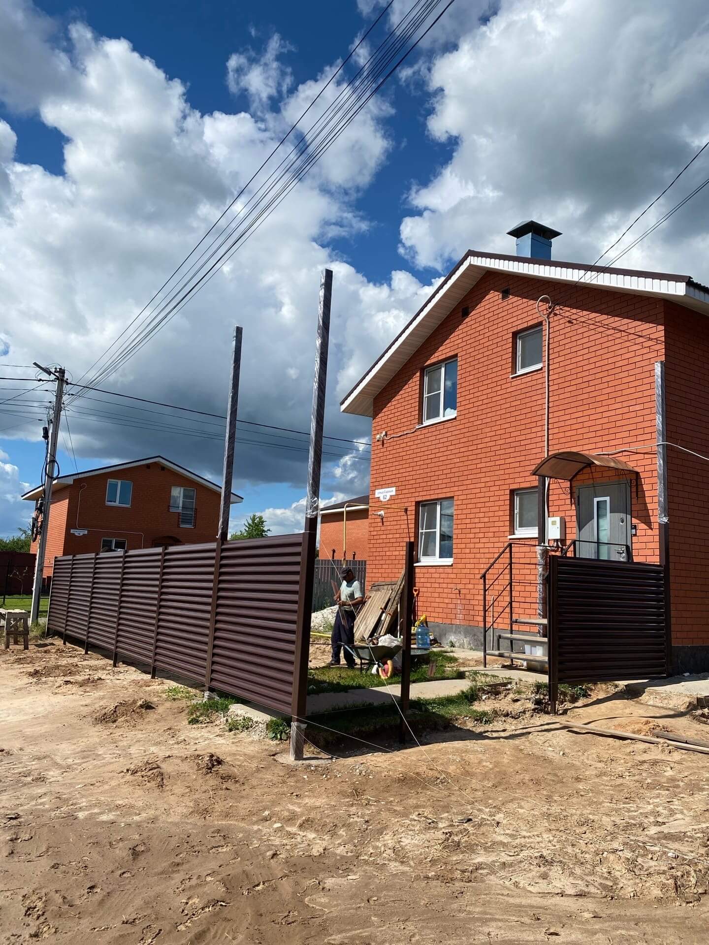 Забор-жалюзи из ламелей еврожалюзи 14м RAL8017 Шоколад фото 1 в Донецке