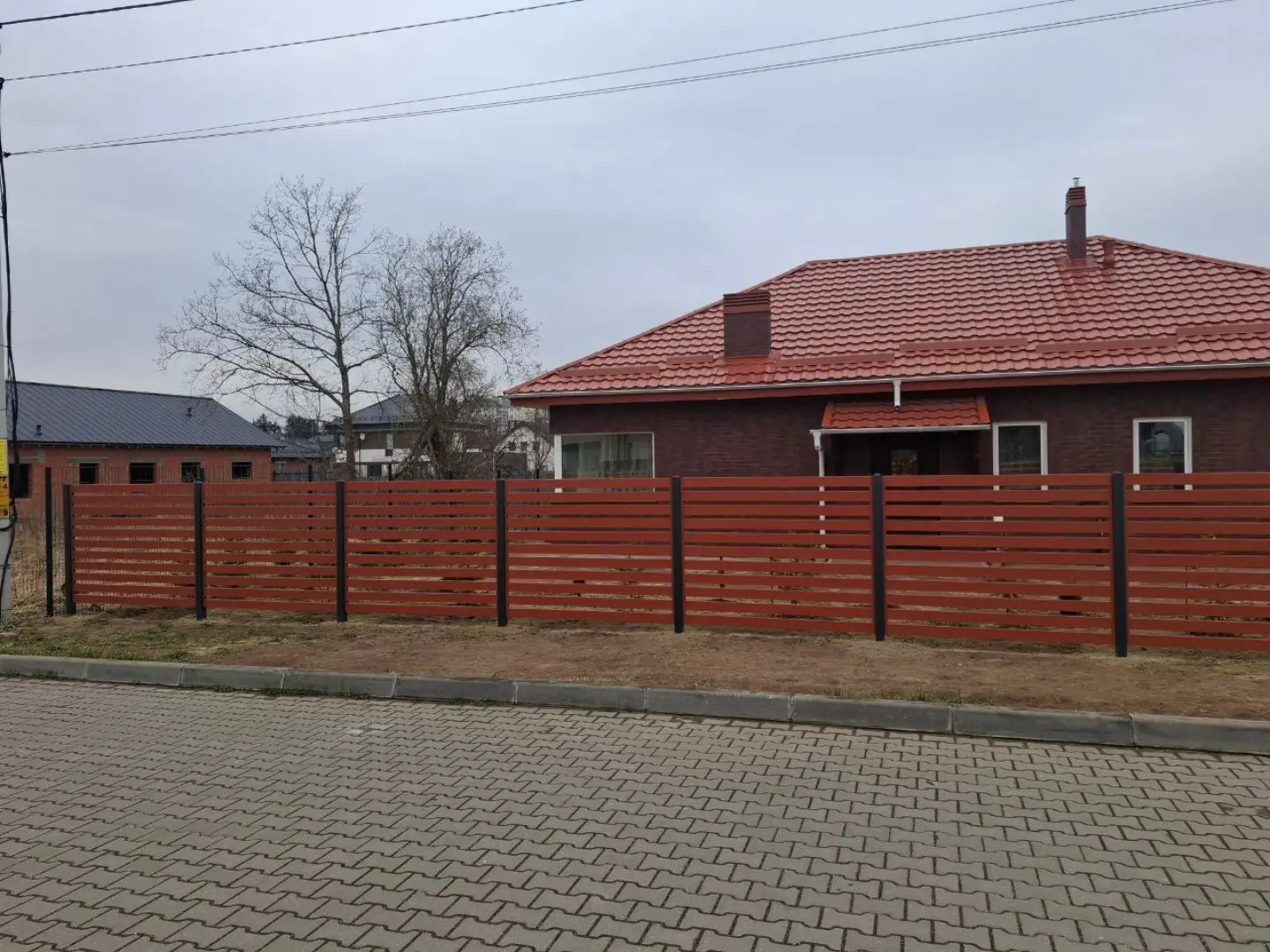 Забор-ранчо из металлопланкена 18м RAL8004 Терракотовый фото 3 в Донецке