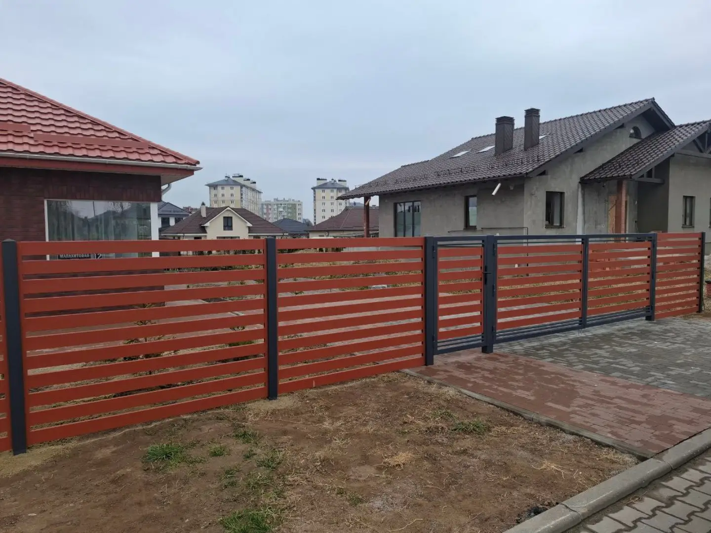 Забор-ранчо из металлопланкена 18м RAL8004 Терракотовый в Донецке